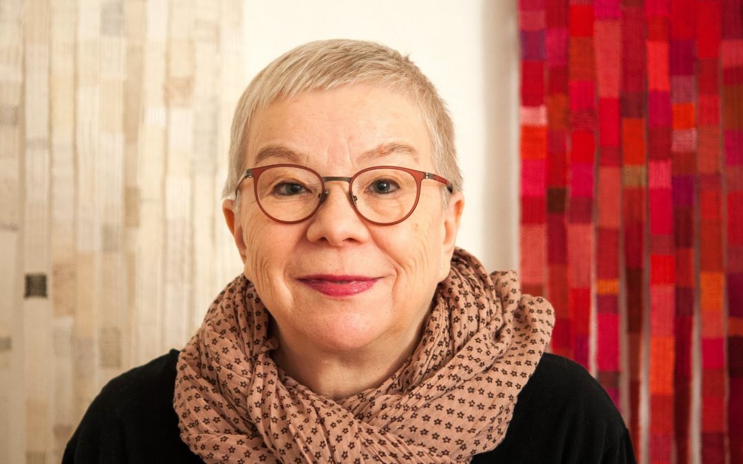 Vuoden tekstiilitaiteilija 2022 on Riitta Turunen